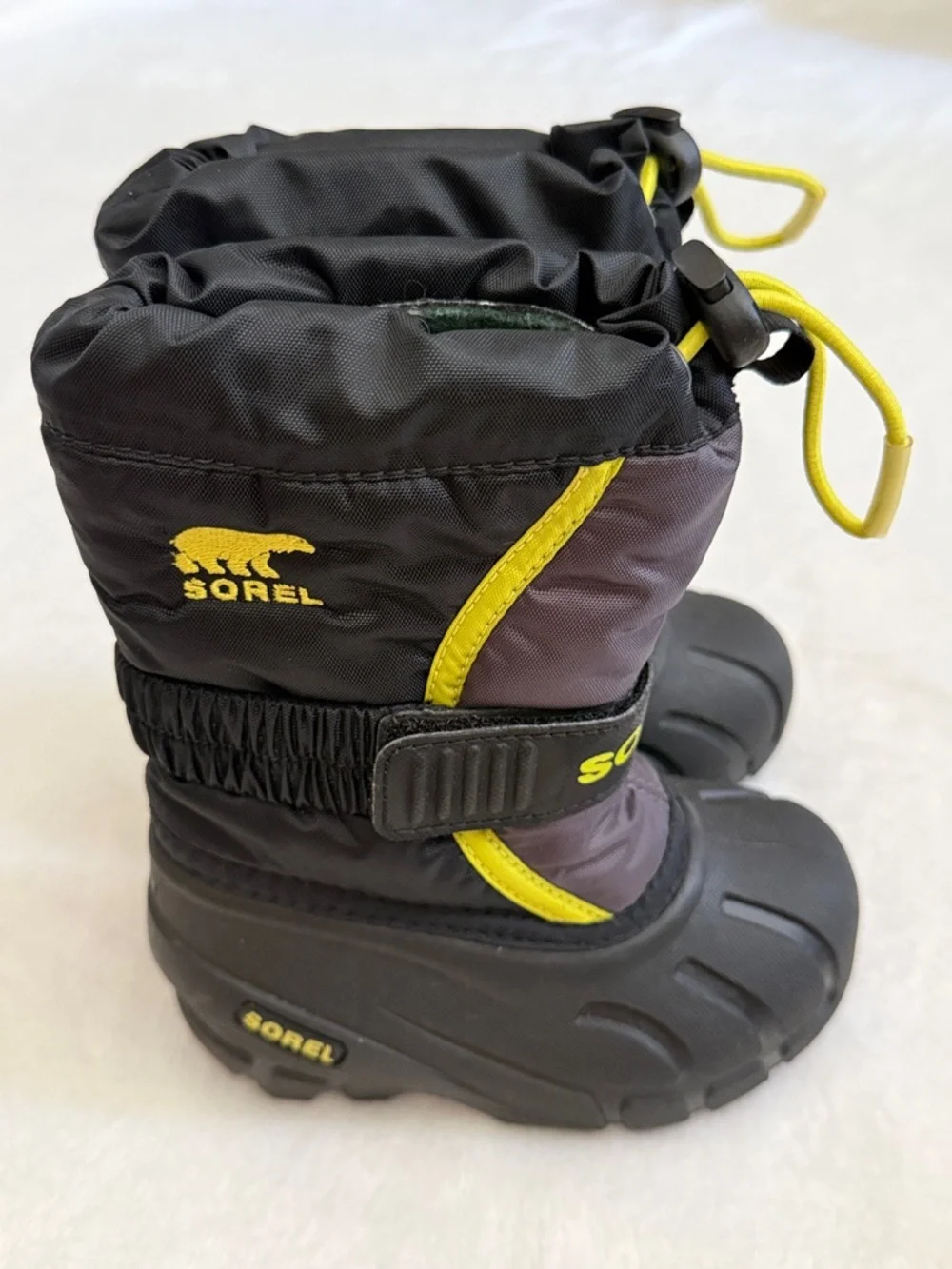 Sorel | Flurry Waterproof Insulated Winter Snow Boots Black Neon (7 Toddler)